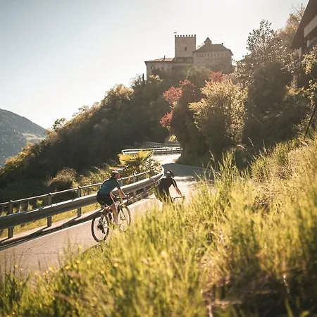 Salgart ホテル メラーノ