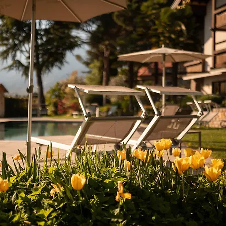 Salgart Hotel 3*