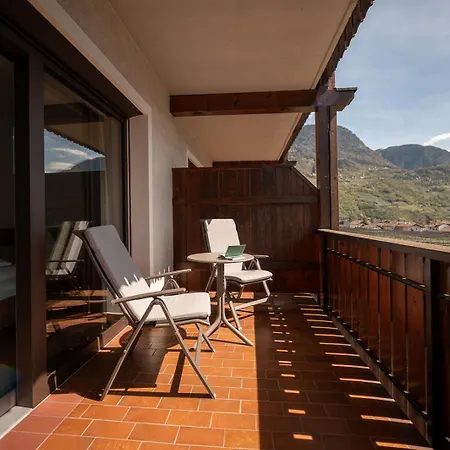 Salgart ホテル 3*