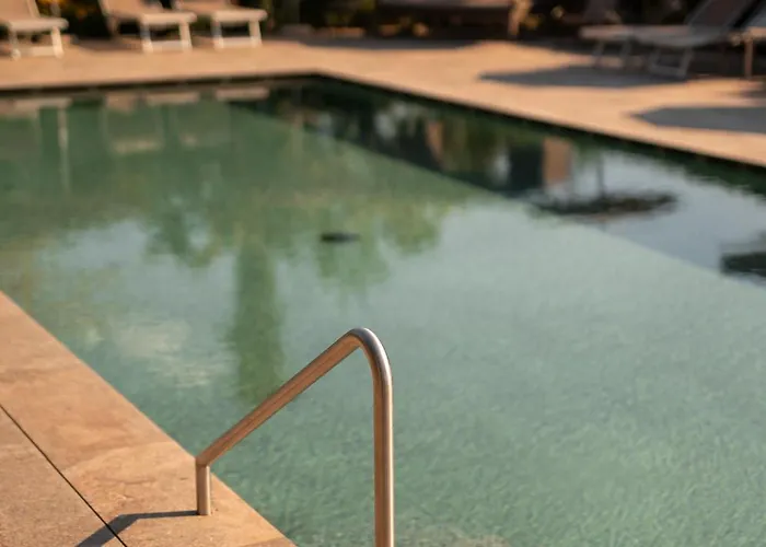 ホテル Salgart 3*